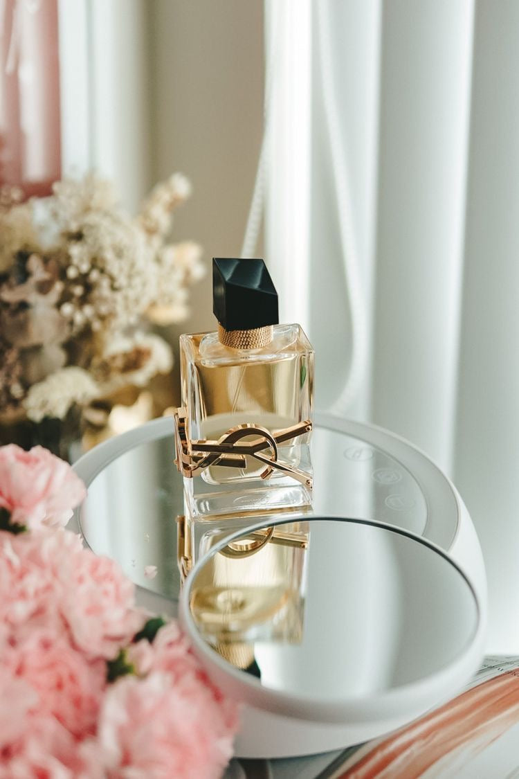 בשמים לאישה